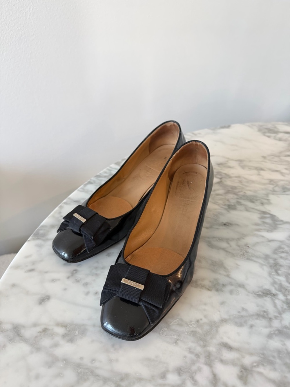 Salvatore Ferragamo Women's Bow Accent Patent Leather shoes